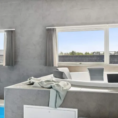 Luxury Retreat With Pool - By Traum Holiday home Norre Nebel