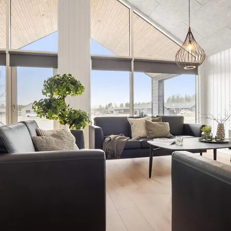 Vakantiehuis Luxury Retreat With Pool - By Traum *