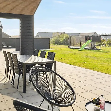 Luxury Retreat With Pool - By Traum Holiday home